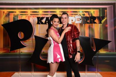 Fã brasileiro consegue recado especial de Katy Perry: ‘Melhor sensação’