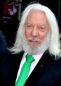 Donald Sutherland, ator de 'Mash' e 'Jogos Vorazes', morre aos 88 anos