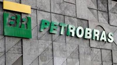 Petrobras anuncia aumento de preço da gasolina e do gás de cozinha