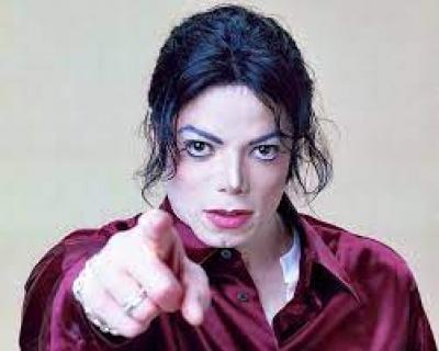 Michael Jackson será julgado por nova acusação de abuso sexual